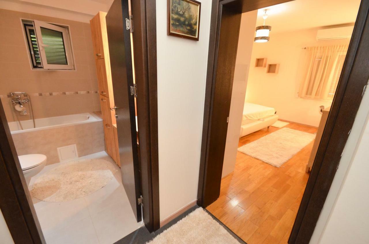 Apartment Radulovic Котор Екстер'єр фото