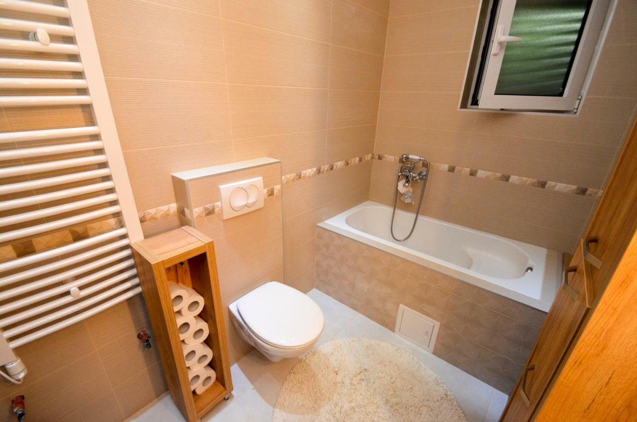 Apartment Radulovic Котор Екстер'єр фото